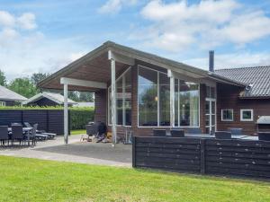 10 person holiday home in Ansager-By Traum