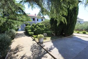 Apartments with parking space Punat, Krk - 24862