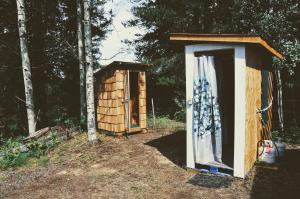 Country Rustic Loghouse at Teepee Meadows