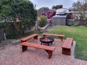 Blue Seas - Pet friendly with fire pit