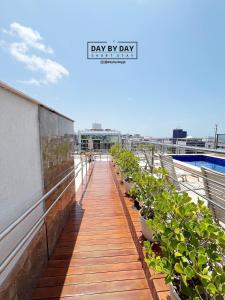 Buenos Ayres by Day by Day