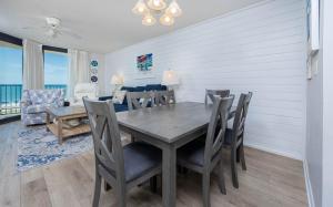 Phoenix East 410 condo