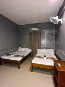 Hola Hostel Puerto Princesa