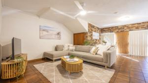 Doncaster 2, 2 - 35 Clarence Street