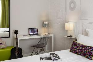 Hotels Hotel Paris Vaugirard : photos des chambres