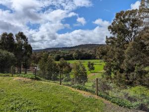 Homestead Residence - Stargazers Forest Hideaway Pemberton