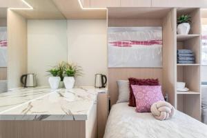 Comfy Triple Room - Centrally Located of SYDNear- Central Station Town hall ICC Darling Harbour UTS USYD - Shared Bathroom