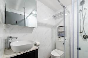 Comfy Triple Room - Centrally Located of SYDNear- Central Station Town hall ICC Darling Harbour UTS USYD - Shared Bathroom