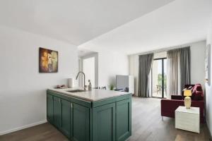 Cozy apartment in Kelowna CS