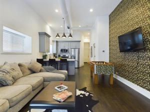 Hype Loft Experience