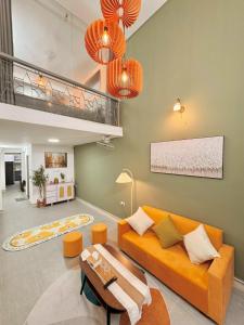 Ancient street view 5BR Balcony Hoan Kiem lake