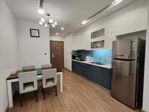 Apartment in Vinhomes Metropolis Lieu Giai