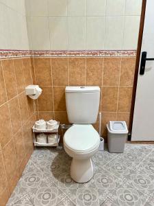 Will and Rays at Lori Beach Inn