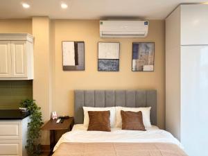 The Little Hanoi - Fresh West Lake - Lake View