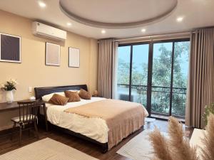 The Little Hanoi - Fresh West Lake - Lake View