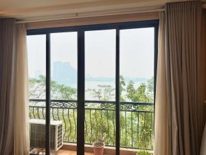 The Little Hanoi - Fresh West Lake - Lake View