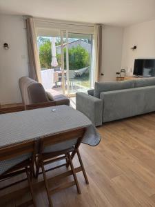 Maison à saint palais sur mer à côté du lac