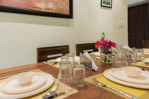 Monsoon Abode 4 BHK Pet friendly with Monsoon place view and Garden