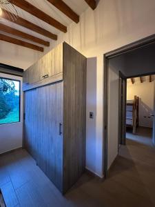 Casa moderna san Felix cerca a parapentes y miradores con vista a Medellín