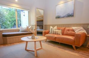 Autumn Leaf Cottage 2