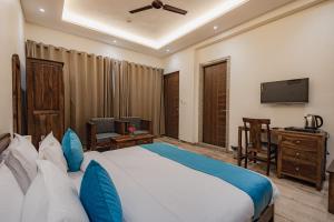 Monsoon Abode 2 BR Pet friendly with Monsoon place view and Plunge Pool