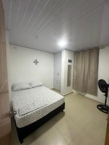 Russ Apartment 3 Diagonal Comando