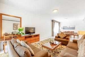 Two-Bedroom Apartment - Deluxe - Golden Sands 10 room in Golden Sands Hotel Apartments