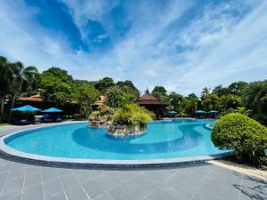 Try Palace Resort Kep