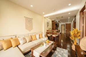 Lunaria Two Bedroom Apartment