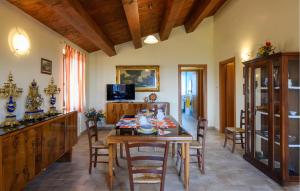 3 Bedroom Lovely Home In Montedinove