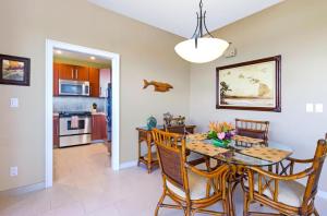 Kapalua Bay Villas 3 Free Rental Cars KBM Resorts Large Master Suite 3 Units 4 Bedrooms ML-1534