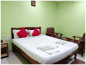 Hotel New Sambit International Near Sea Beach And Jagannath Temple