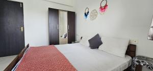 Cozy 2bhk with sunrise view