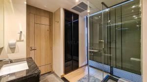 Sea View Room Great Location