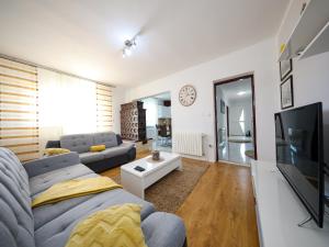 Holiday Home in Policnik with Private Pool