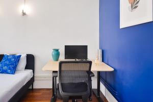 63 m2 Apartment Parisian charm ideal for work and relaxation