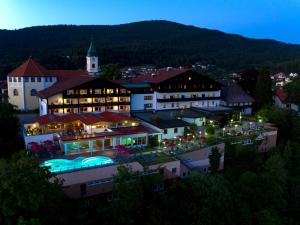 4 hvězdičkový hotel Bayerwaldhotel Hofbräuhaus Bodenmais Německo