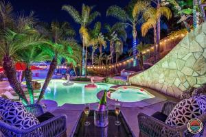 The Ultimate Escape Pool, Slide, Gym plus Games!