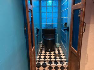 The oasis on 8 City blue 2