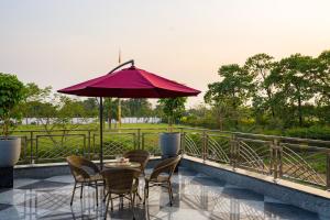 ELIVAAS Ivory estate 5 BHK Farm with Pvt Pool, Gazebos & Lounge Area