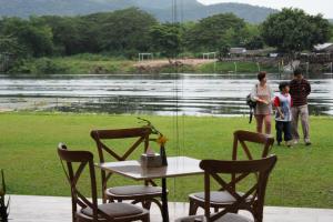 The Glory River Kwai Hotel