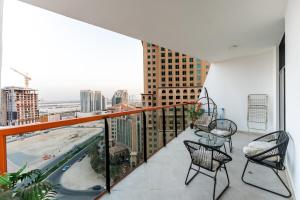 Cosy 2 Bed Apartment in Al Jaddaf