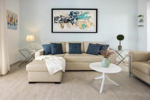 Estepona Garden House Beach Frontline