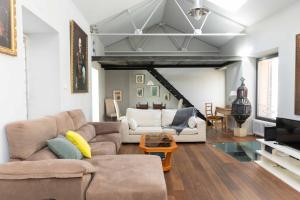 Casa completa, jardín privado y garaje VUT 40-0616