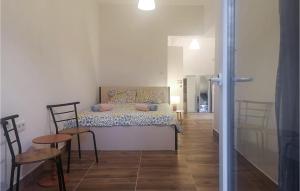 1 Bedroom Beautiful Apartment In Novalja 