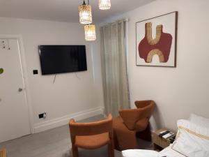 Studio - Sleeps 2 & Free Parking