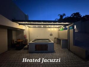 Durban Holiday Apartments by Mieli Estates , Unit 1