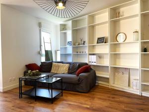 Cozy apartment near train station