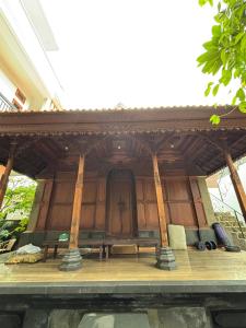 Graha Shanti Guest House