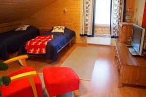 Levin Rinnehovi as 4 Visit Levi